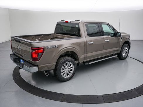 New 2026 Ford F150 XLT w/ XLT Chrome Appearance Package image 4