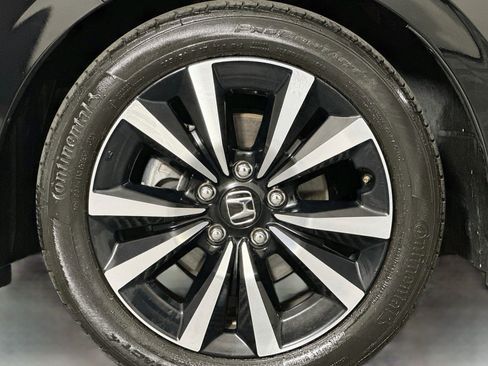 Used 2022 Honda Civic EX-L image 11
