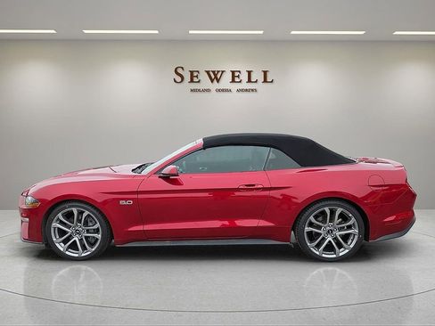 Used 2022 Ford Mustang GT Premium w/ Equipment Group 401A RWD image 2