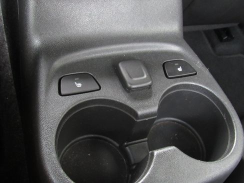 Used 2017 Chevrolet Volt Premier w/ Driver Confidence II Package image 29