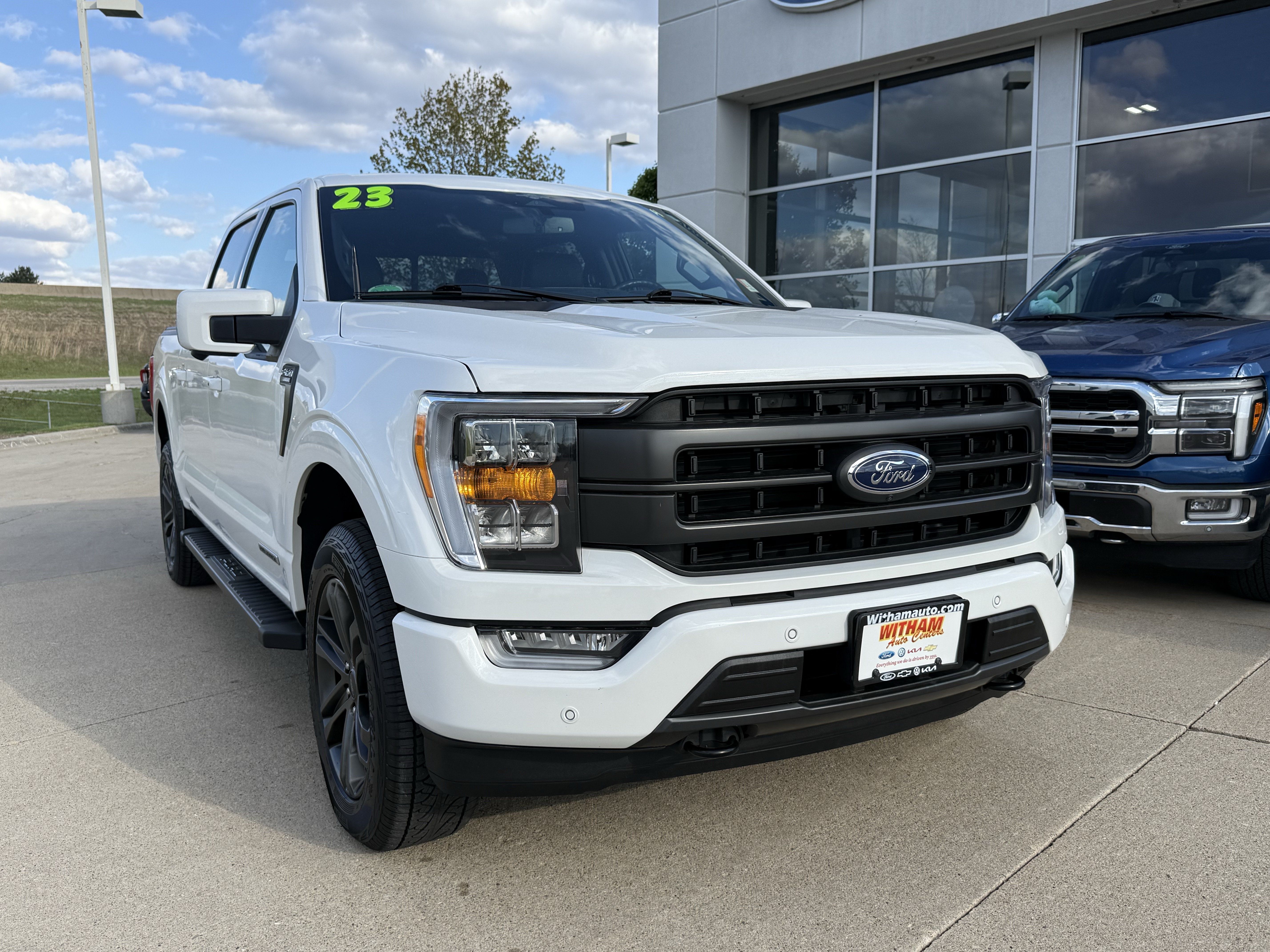 Used 2023 Ford F150 Lariat AWD/4WD image 2