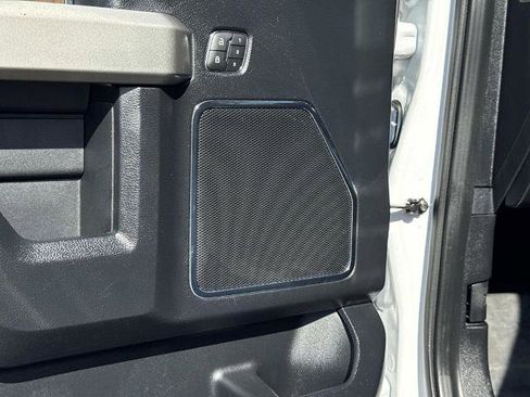 Certified 2019 Ford F150 Lariat image 19