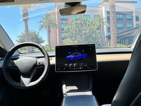 Used 2022 Tesla Model 3 Long Range AWD/4WD image 10