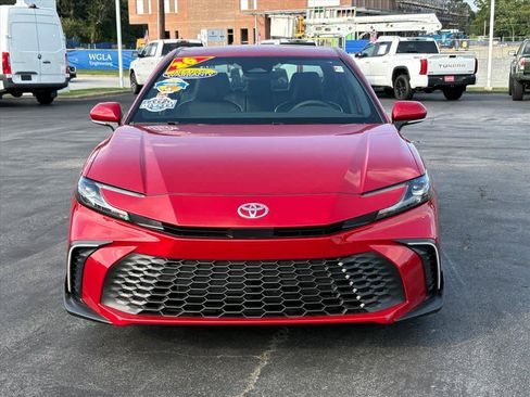 Used 2026 Toyota Camry SE FWD image 25