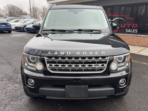 Used 2016 Land Rover LR4 HSE Silver Edition image 2