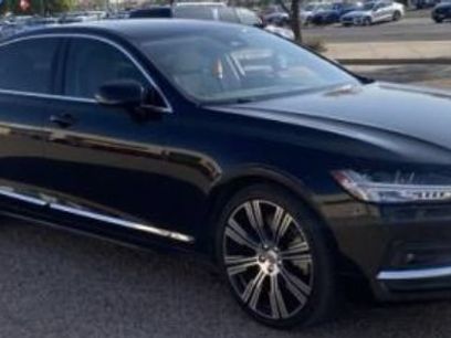Used 2023 Volvo S90 B6 Plus w/ Protection Package Premier
