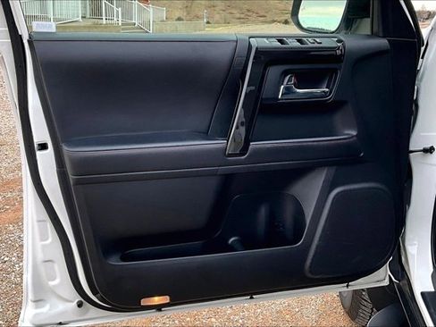 Used 2023 Toyota 4Runner TRD Off-Road Premium image 20