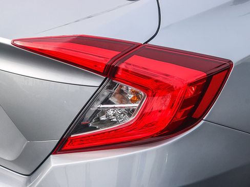 Used 2018 Honda Civic LX image 10