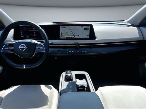 Certified 2023 Nissan Ariya FWD image 7