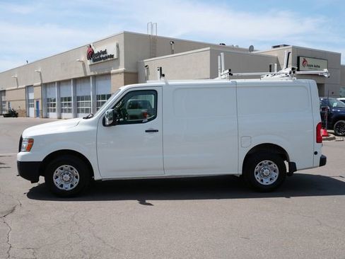 Used 2018 Nissan NV 3500 SV w/ Navigation Package RWD image 5