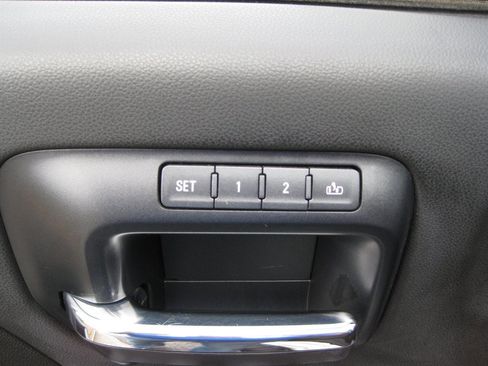 Used 2014 Chevrolet Silverado 1500 LTZ w/ LTZ Plus Package AWD/4WD image 17
