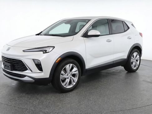 Used 2025 Buick Encore GX Preferred FWD image 3