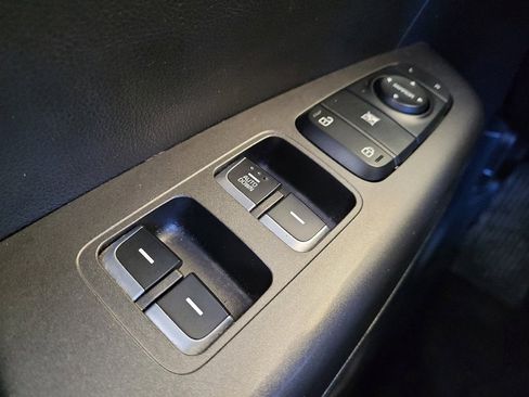 Used 2019 Kia Sportage LX FWD image 27