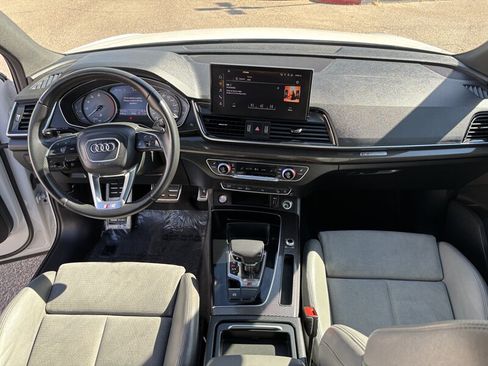 Used 2022 Audi SQ5 Premium image 22