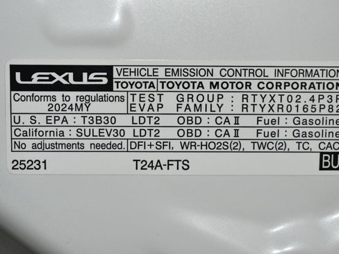 Used 2024 Lexus RX 350 Premium w/ Cold Area Package image 94