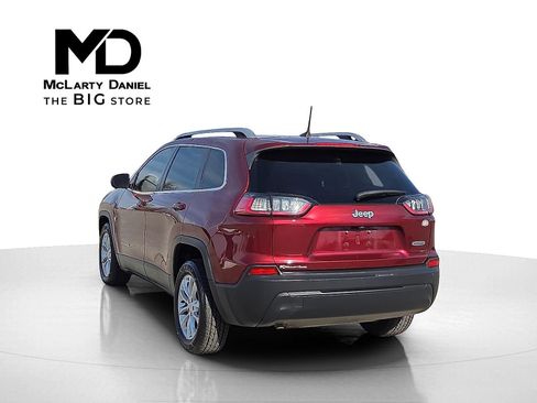 Used 2019 Jeep Cherokee Latitude w/ Popular Appearance Group image 4