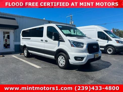 Used 2023 Ford Transit 350 XLT image 4