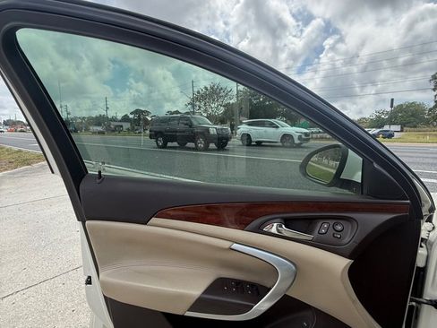 Used 2015 Buick Regal Premium FWD image 8