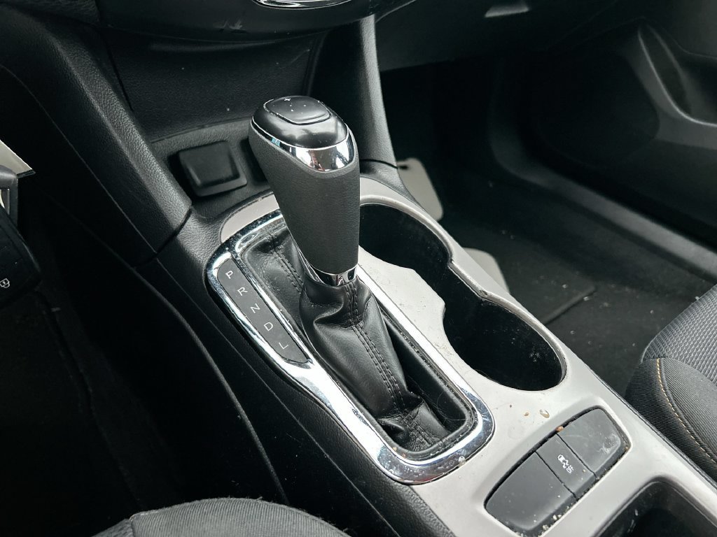 Used 2018 Chevrolet Cruze LS FWD image 20