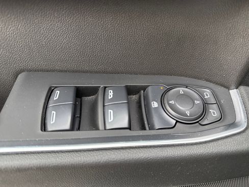 Used 2025 Chevrolet Silverado 1500 LT image 26