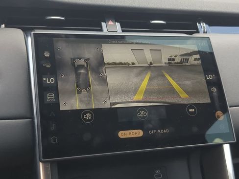 Certified 2025 Land Rover Discovery Sport S AWD/4WD image 29