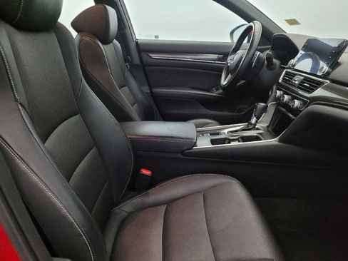 Used 2018 Honda Accord Sport image 21