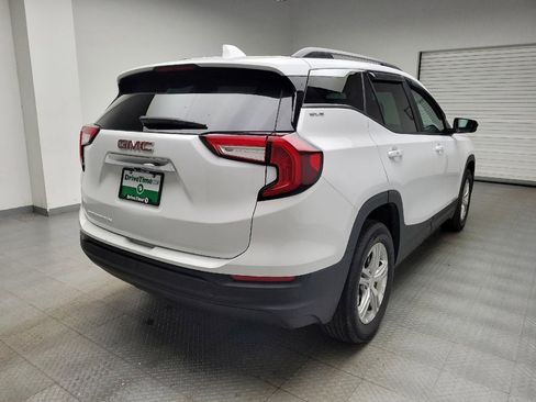 Used 2024 GMC Terrain SLE w/ Driver Convenience Package FWD image 9