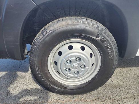 Used 2020 RAM ProMaster 2500 w/ Interior Convenience Group image 7