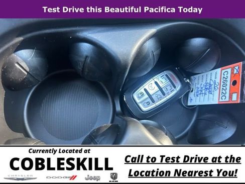 New 2026 Chrysler Pacifica Select image 26