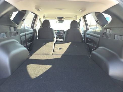 Used 2026 Hyundai Tucson SEL FWD image 23