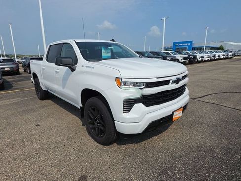 New 2026 Chevrolet Silverado 1500 RST w/ Convenience Package II AWD/4WD image 2