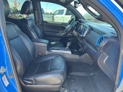Used 2019 Toyota Tacoma TRD Pro w/ Desert Air Intake Package AWD/4WD image 15