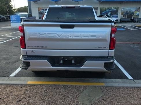 Used 2019 Chevrolet Silverado 1500 Custom w/ Infotainment Package RWD image 6