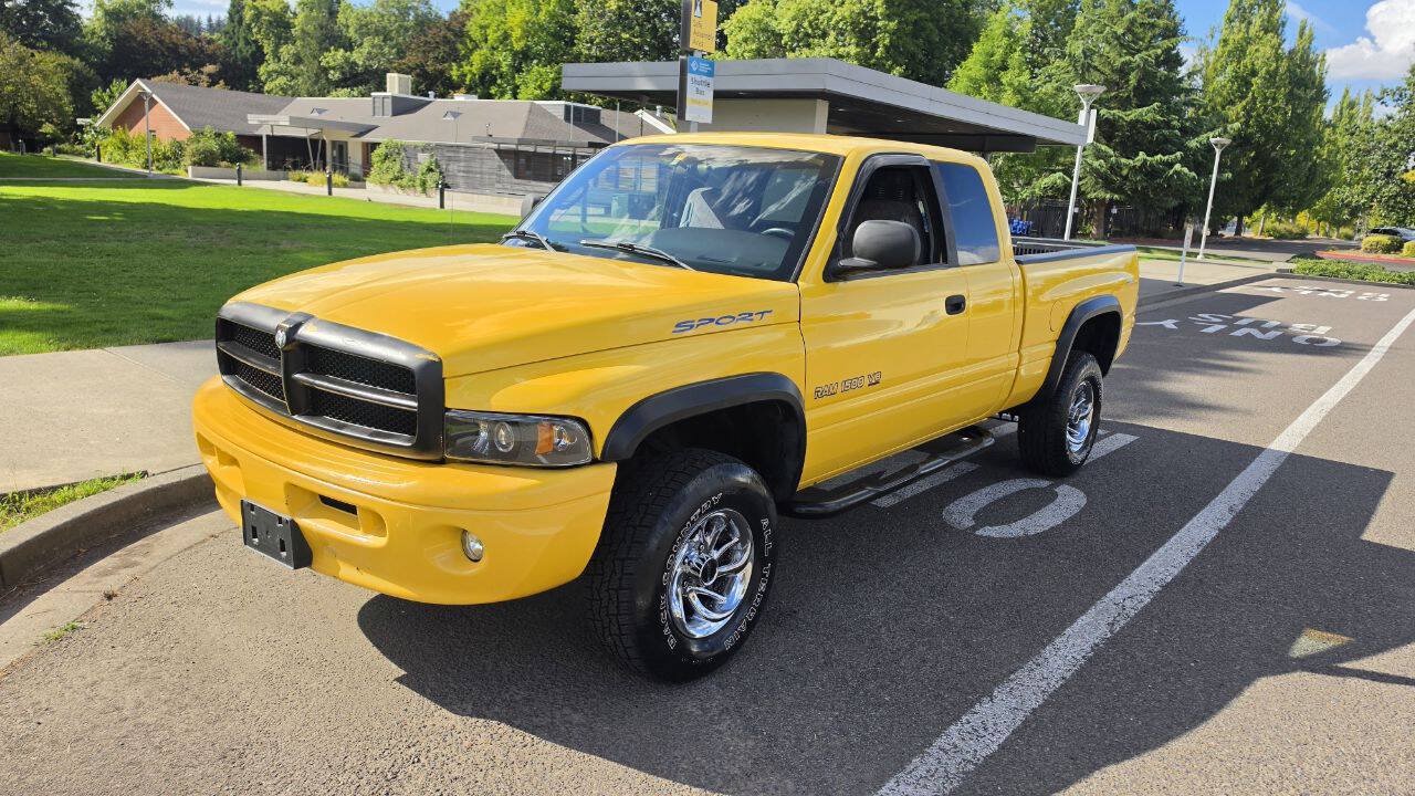 Used 2000 Dodge Ram 1500 Truck 4x4 Quad Cab image 1