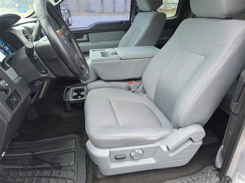 Used 2013 Ford F150 XLT w/ Luxury Equipment Group image 12