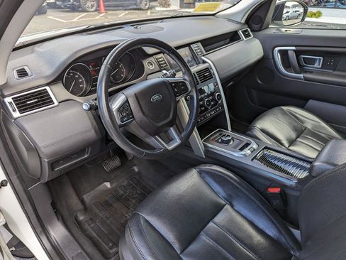Used 2017 Land Rover Discovery Sport HSE image 13