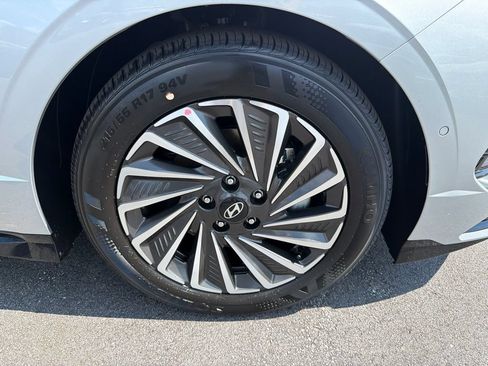 New 2026 Hyundai Sonata Limited FWD image 13