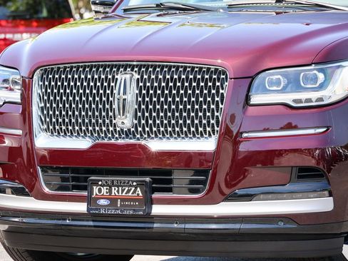 Used 2023 Lincoln Navigator L Reserve AWD/4WD image 7
