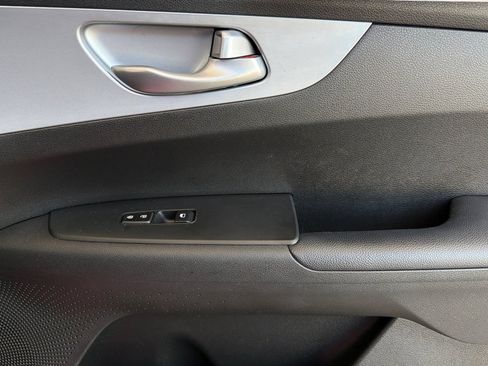 Used 2023 Kia Forte LXS FWD image 18