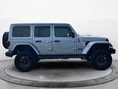 Used 2021 Jeep Wrangler Unlimited Sahara AWD/4WD image 2