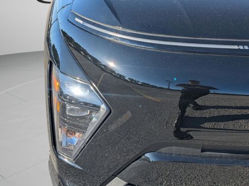 Certified 2024 Hyundai Kona SEL FWD image 37
