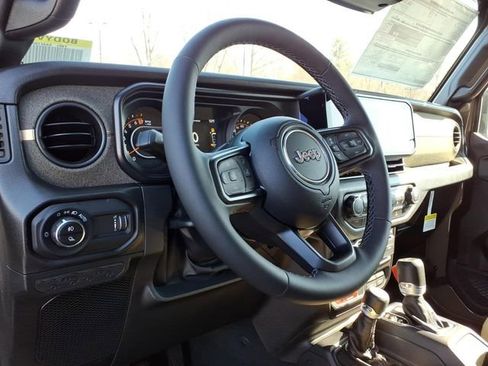 New 2026 Jeep Gladiator Willys image 14