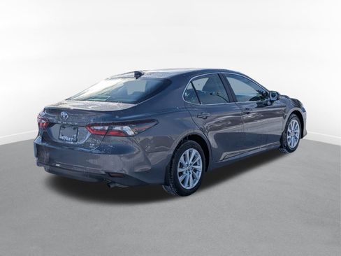 Used 2023 Toyota Camry LE image 3