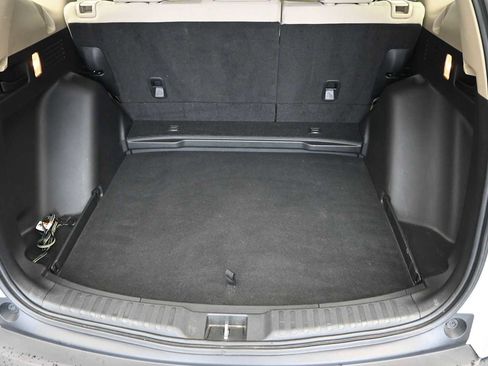Used 2021 Honda CR-V LX image 23