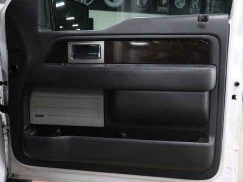 Used 2013 Ford F150 Platinum image 27