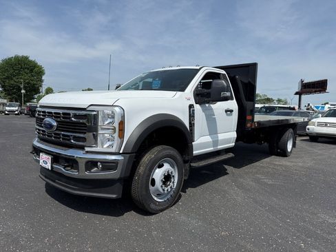 New 2026 Ford F550 2WD Regular Cab Super Duty image 3