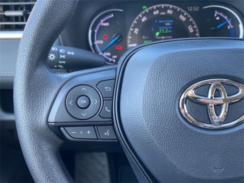 New 2025 Toyota RAV4 XLE image 18
