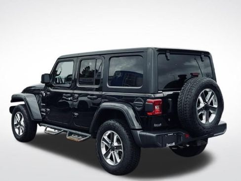 Used 2020 Jeep Wrangler Unlimited Sahara AWD/4WD image 10
