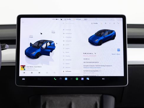 Used 2022 Tesla Model Y Performance image 36
