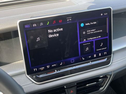 New 2026 Volkswagen Tiguan SE AWD/4WD image 18